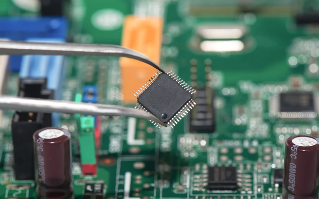 國產(chǎn)工控技術(shù)的創(chuàng)新突破技術(shù)——海光主板